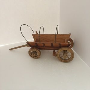 Antique Wooden Wagon DIY Lamp Base